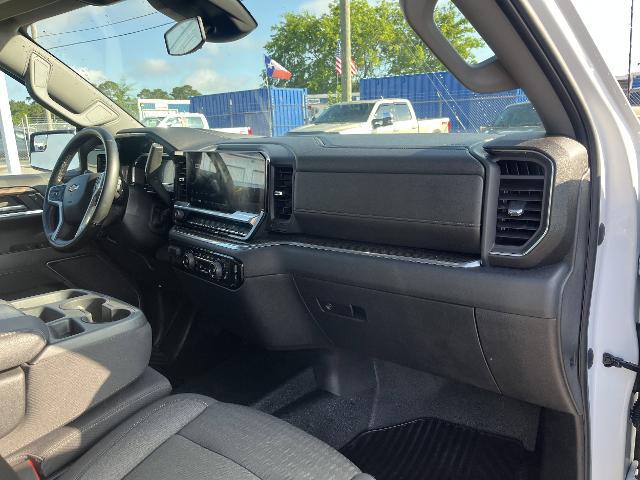 2023 Chevrolet Silverado 1500 4WD Crew Cab Standard Bed LT