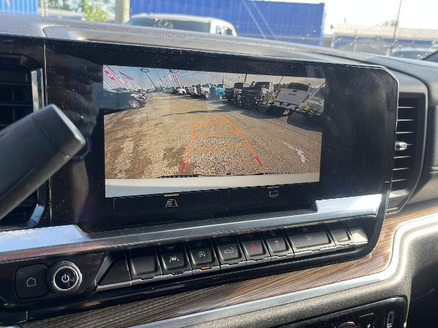 2023 Chevrolet Silverado 1500 4WD Crew Cab Standard Bed LT