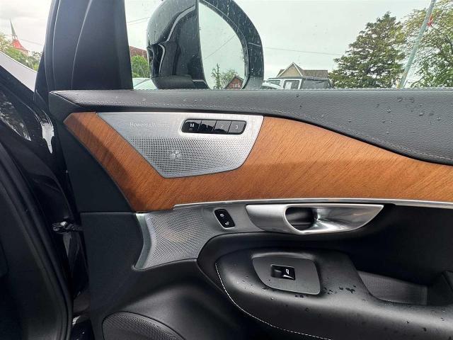 2020 Volvo XC90 T6 Inscription 7 Passenger