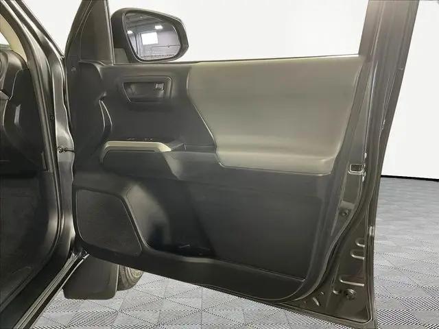 2020 Toyota Tacoma SR5 V6
