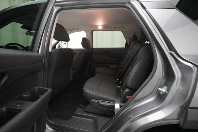 2024 Nissan Pathfinder SV 4WD