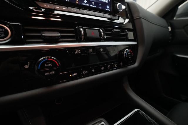 2024 Nissan Pathfinder SV 4WD