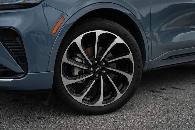 2025 Lincoln Nautilus Black Label