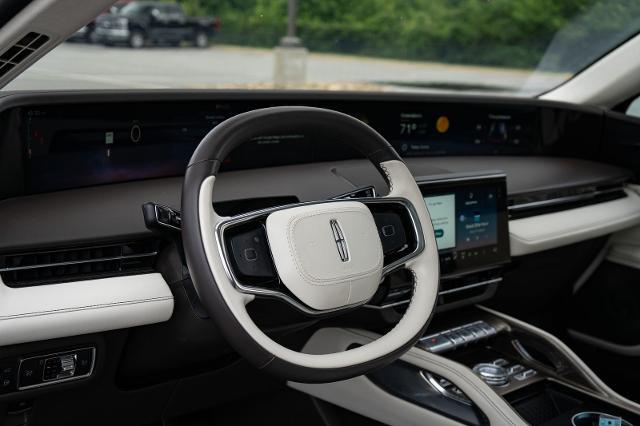 2025 Lincoln Nautilus Black Label
