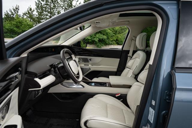 2025 Lincoln Nautilus Black Label