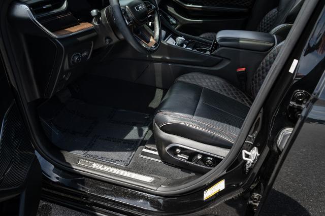 2023 Jeep Grand Cherokee Summit 4x4