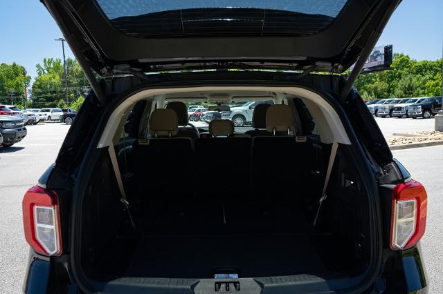 2021 Ford Explorer Base