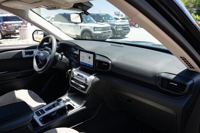 2021 Ford Explorer Base