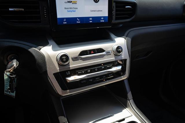 2021 Ford Explorer Base