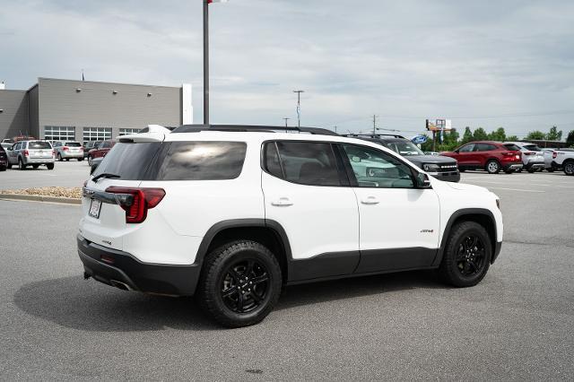2022 GMC Acadia AWD AT4