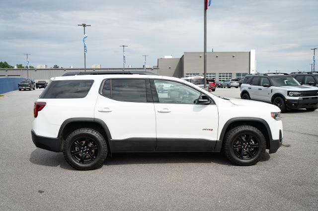 2022 GMC Acadia AWD AT4