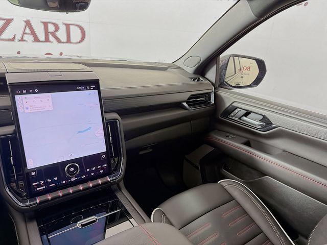 2025 GMC Yukon XL 4WD AT4 Ultimate