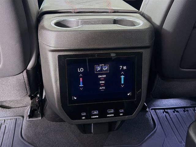 2025 GMC Yukon XL 4WD AT4 Ultimate