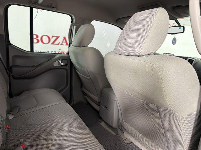 2016 Nissan Frontier SV