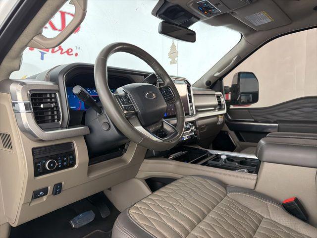 2025 Ford F-450 Platinum