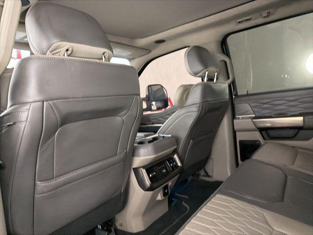 2025 Ford F-450 Platinum