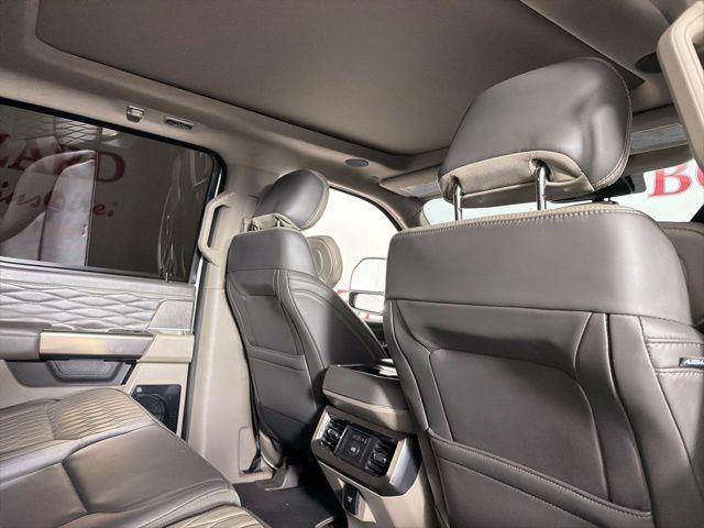 2025 Ford F-450 Platinum