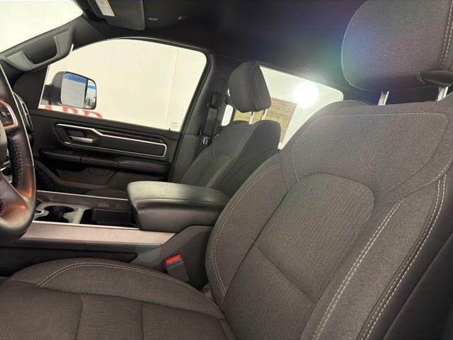 2020 Ram 1500 Big Horn Crew Cab 4x4 5'7" Box