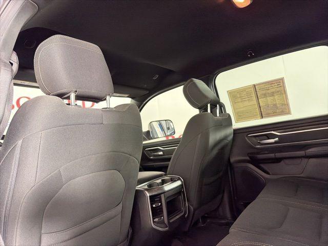 2020 Ram 1500 Big Horn Crew Cab 4x4 5'7" Box