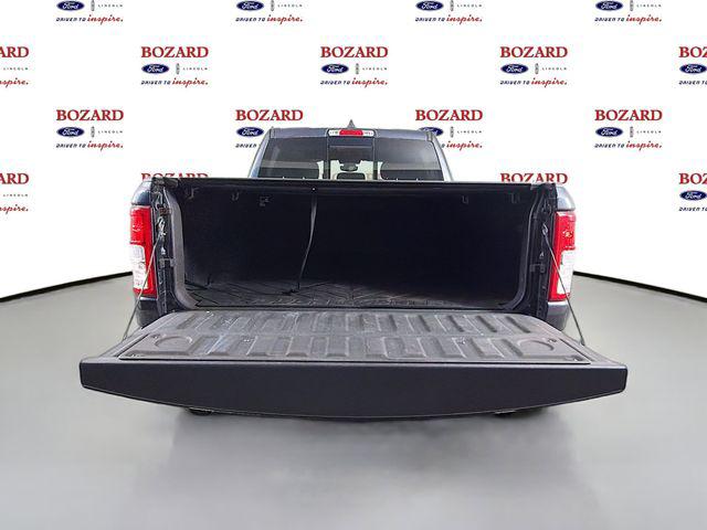 2020 Ram 1500 Big Horn Crew Cab 4x4 5'7" Box