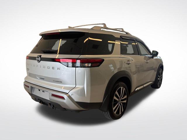2024 Nissan Pathfinder Platinum FWD