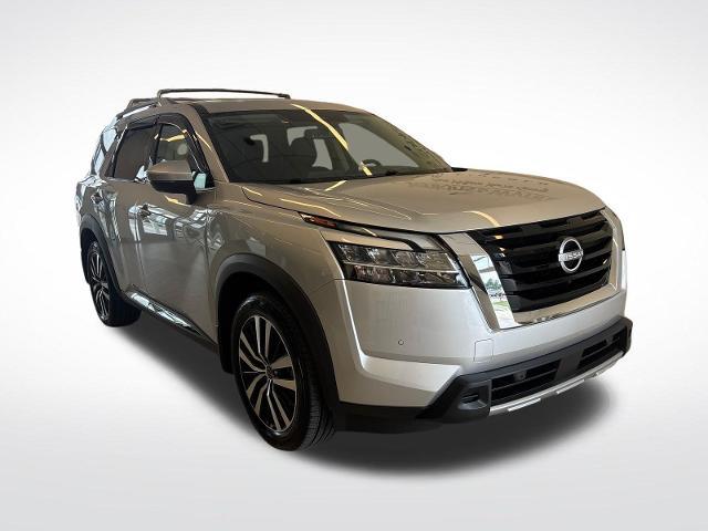 2024 Nissan Pathfinder Platinum FWD