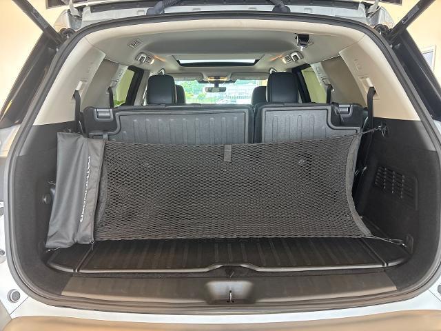 2024 Nissan Pathfinder Platinum FWD