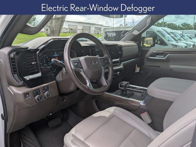 2023 Chevrolet Silverado 1500 4WD Crew Cab Short Bed RST