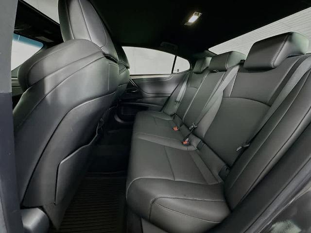 2024 Lexus ES 350 F SPORT Handling
