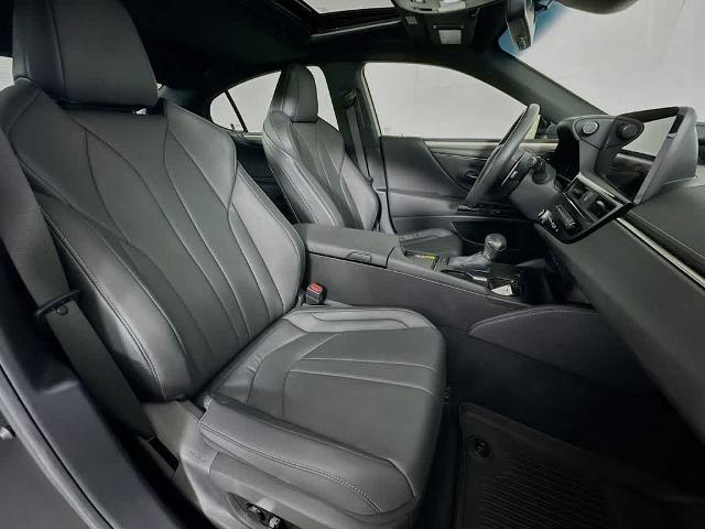 2024 Lexus ES 350 F SPORT Handling