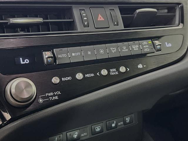 2024 Lexus ES 350 F SPORT Handling