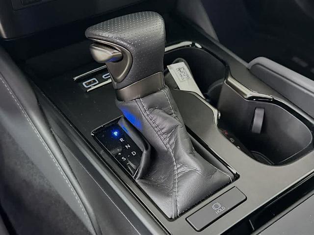 2024 Lexus ES 350 F SPORT Handling