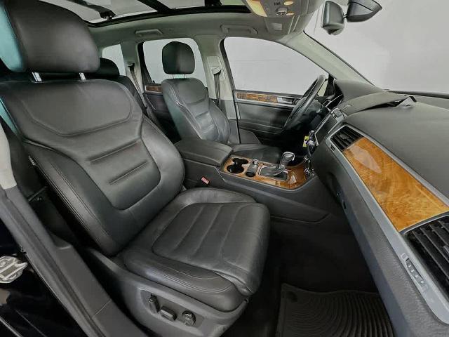 2013 Volkswagen Touareg TDI Lux