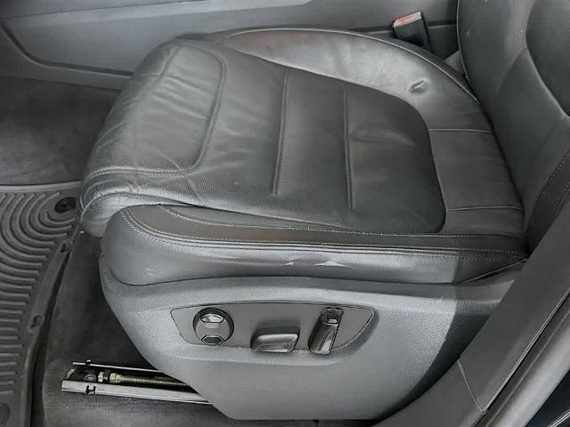 2013 Volkswagen Touareg TDI Lux