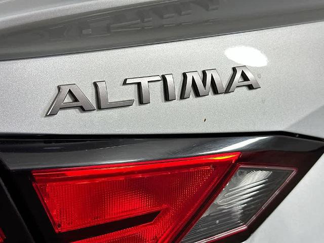 2023 Nissan Altima SR FWD