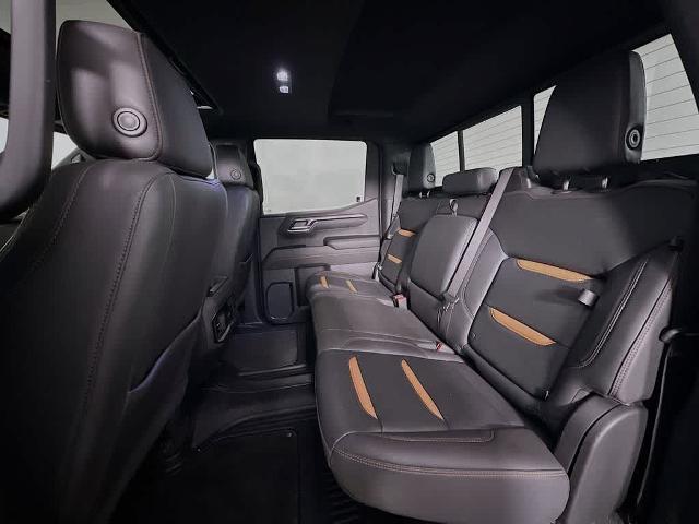 2023 GMC Sierra 1500 4WD Crew Cab Short Box AT4