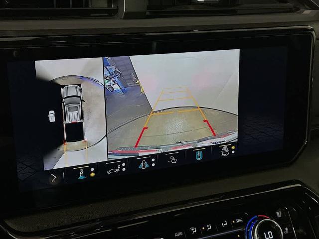 2023 GMC Sierra 1500 4WD Crew Cab Short Box AT4
