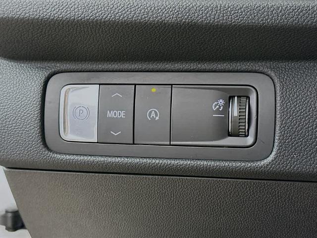 2025 Chevrolet Traverse FWD LT