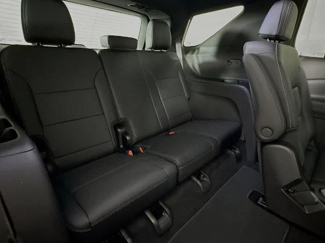 2025 Chevrolet Traverse FWD LT