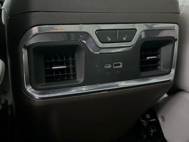 2022 GMC Sierra 1500 4WD Crew Cab Short Box SLT
