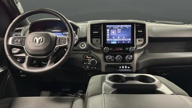 2026 Ram 1500 Warlock Crew Cab 4x4 5'7" Box