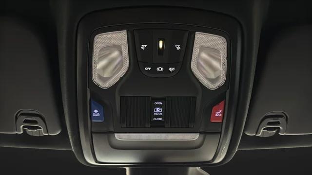 2026 Ram 1500 Warlock Crew Cab 4x4 5'7" Box