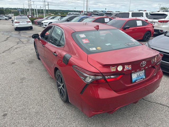 2021 Toyota Camry SE