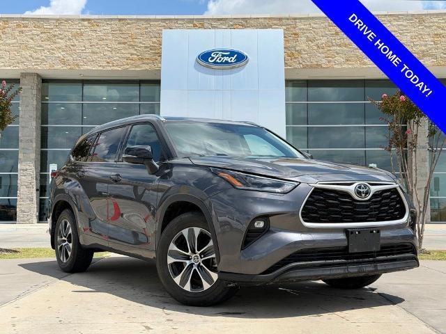 2021 Toyota Highlander XLE for sale in Prosper, TX