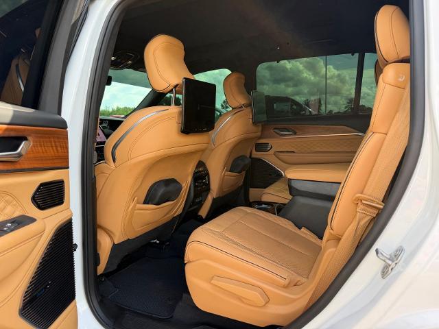 2025 Jeep Grand Cherokee L Summit Reserve 4x4