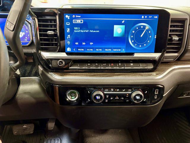 2023 Chevrolet Silverado 1500 4WD Crew Cab Short Bed LT with 2FL