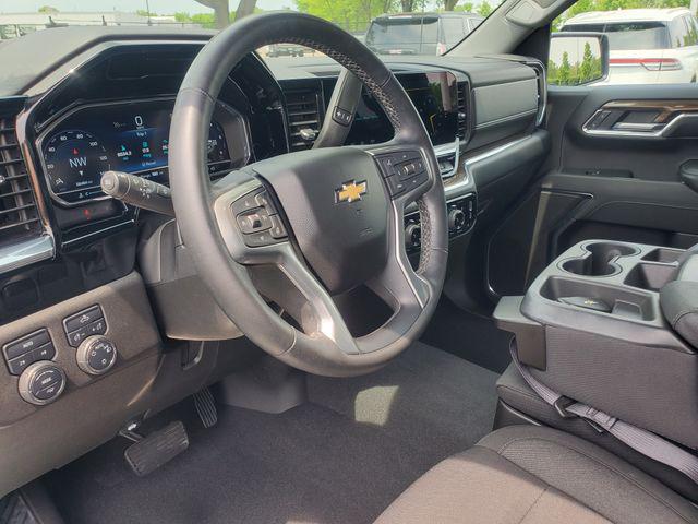 2023 Chevrolet Silverado 1500 4WD Crew Cab Short Bed LT with 2FL
