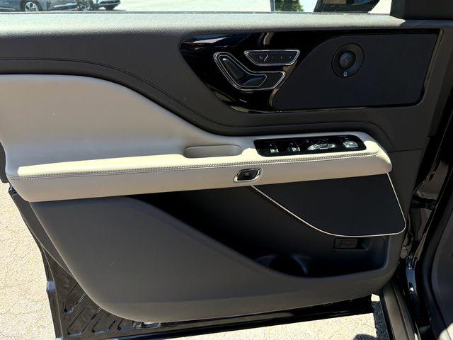 2023 Lincoln Aviator Black Label