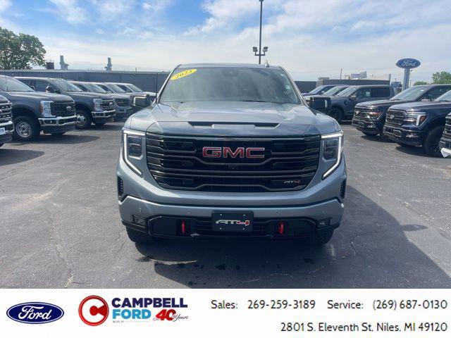 2023 GMC Sierra 1500 4WD Crew Cab Short Box AT4