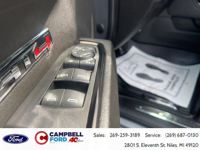 2023 GMC Sierra 1500 4WD Crew Cab Short Box AT4